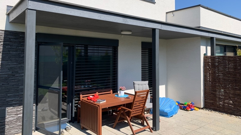 Reinigung einer Aluminiumpergola Basic Class